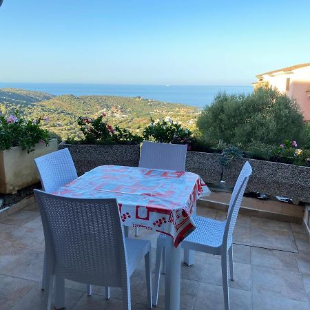 Case Vacanze Dany Budoni Exterior photo