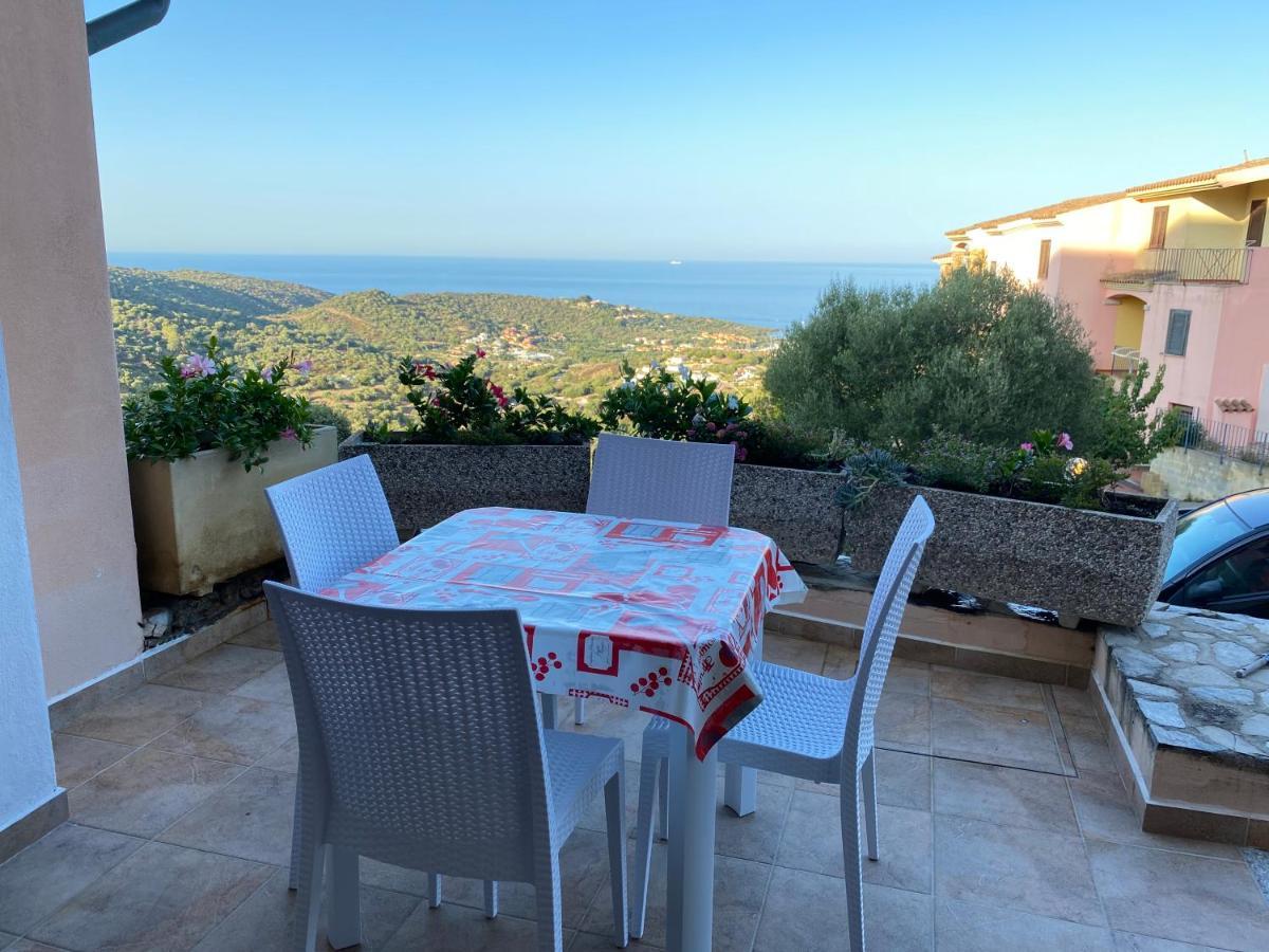 Case Vacanze Dany Budoni Exterior photo