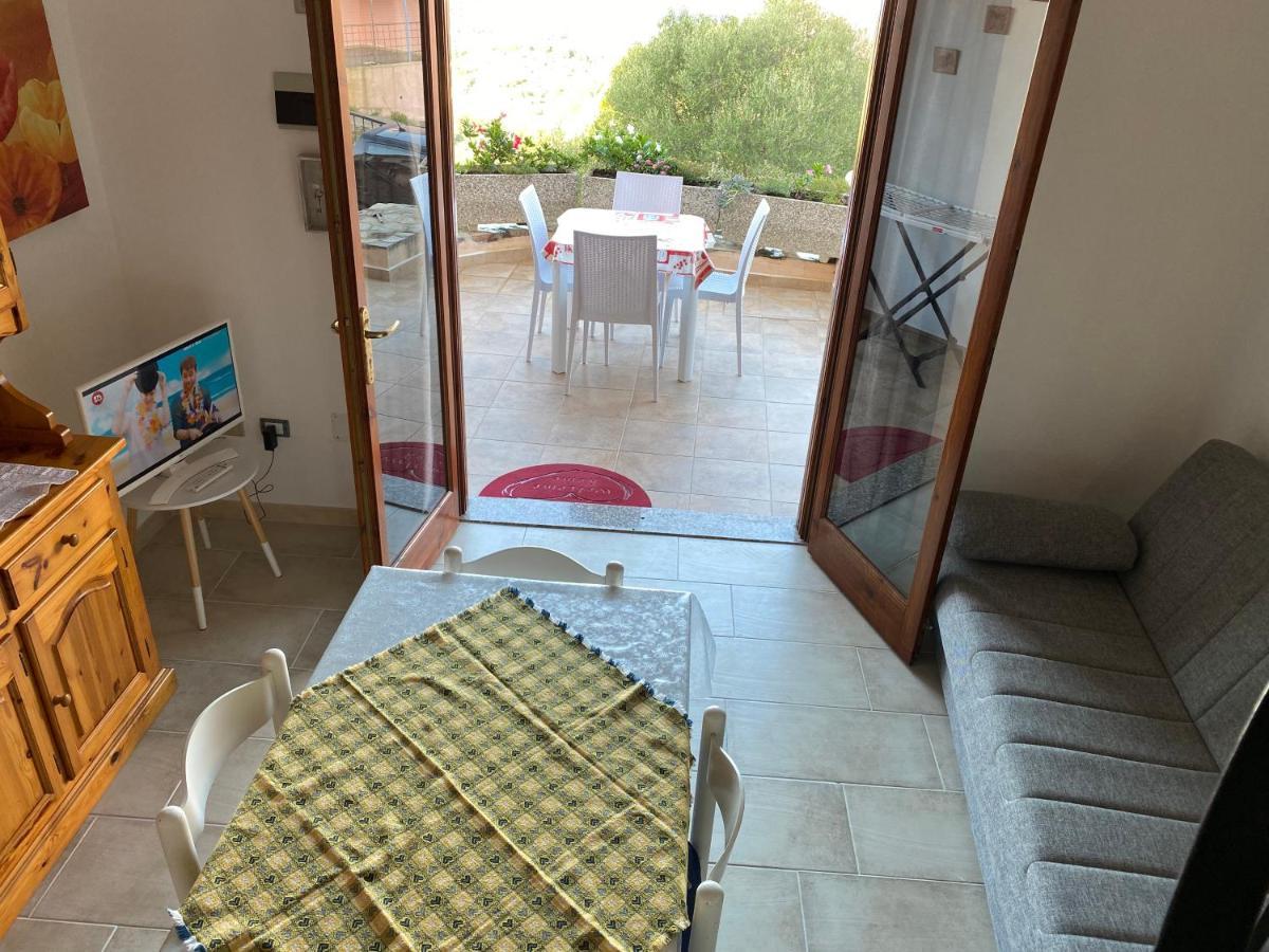 Case Vacanze Dany Budoni Exterior photo
